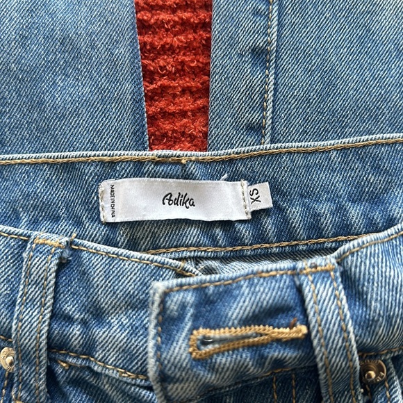 Adika Heart Jeans - Picture 3 of 3